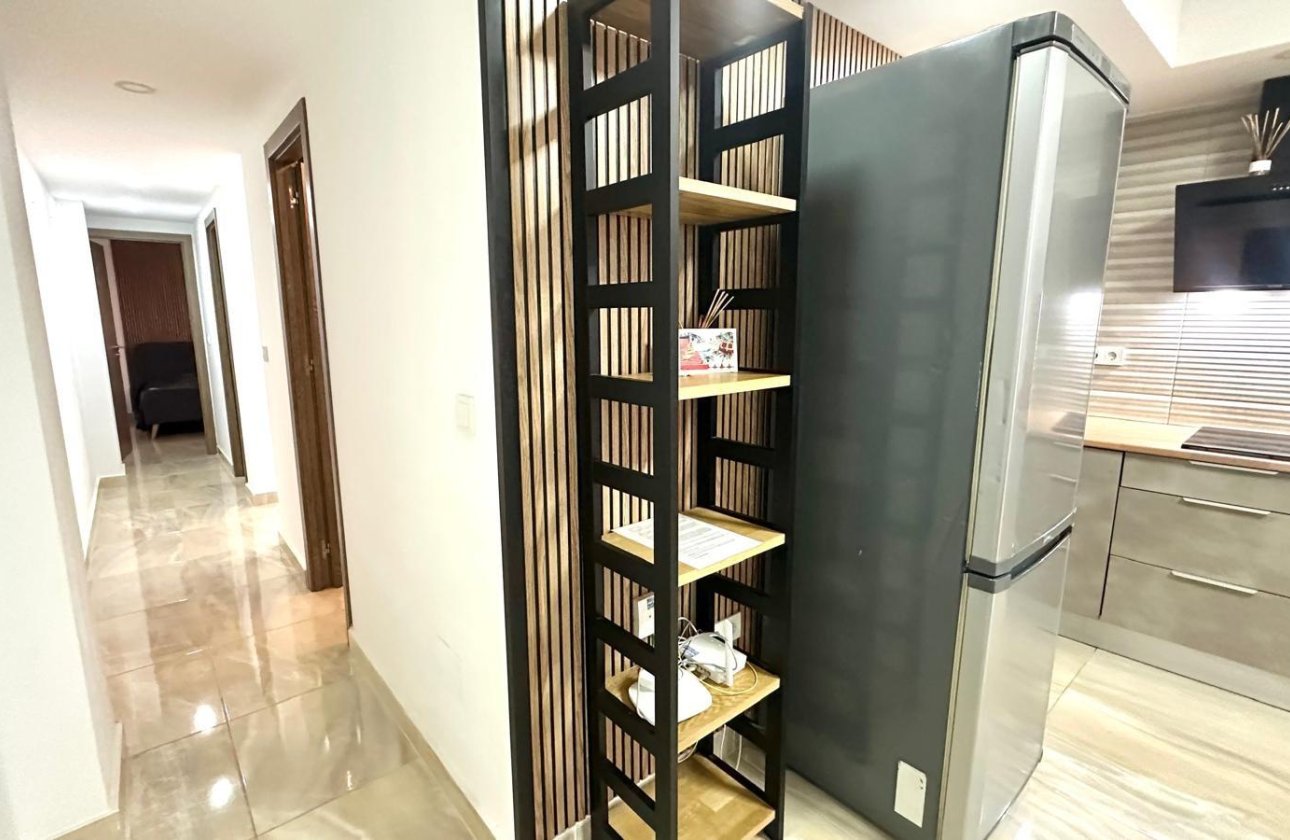 Resale - Apartment -
Torrevieja