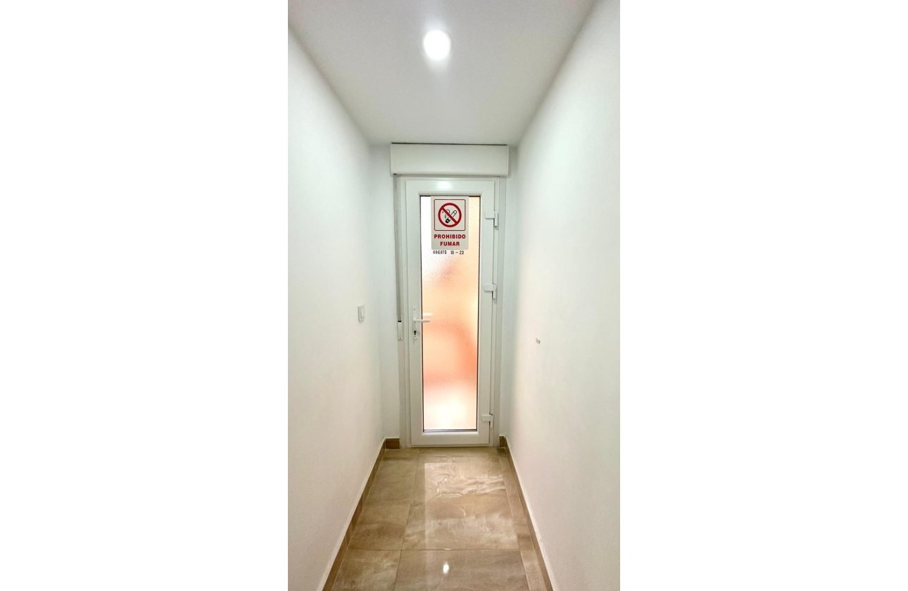 Resale - Apartment -
Torrevieja