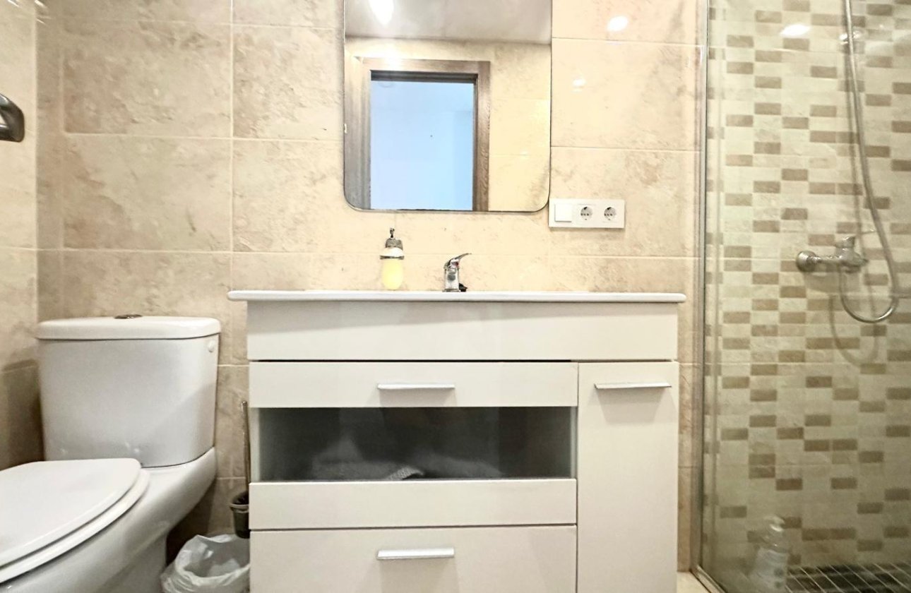 Resale - Apartment -
Torrevieja