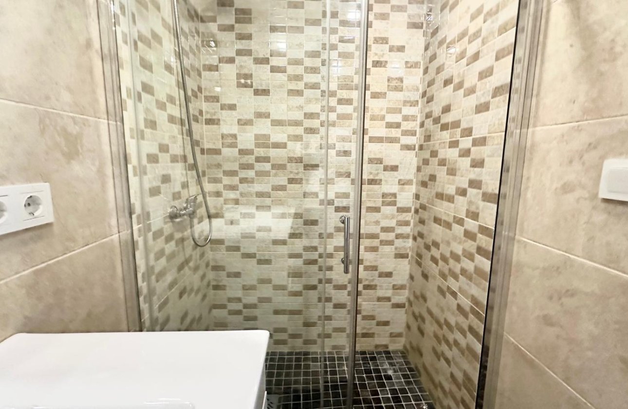 Resale - Apartment -
Torrevieja