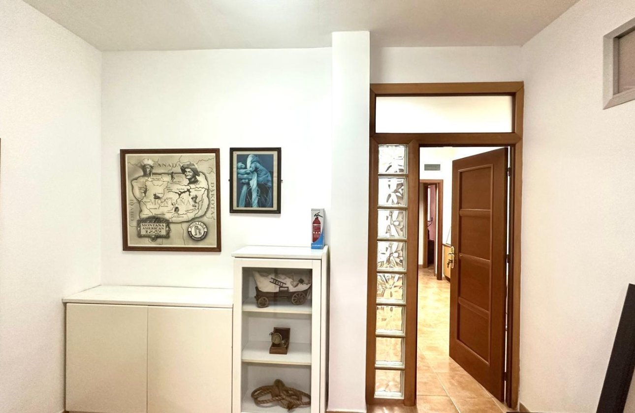 Resale - Apartment -
Torrevieja