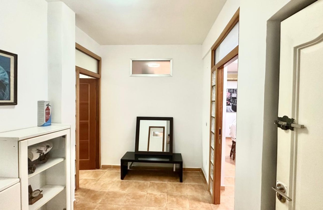 Resale - Apartment -
Torrevieja