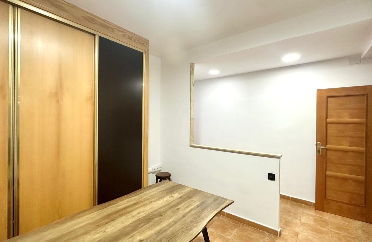 Resale - Apartment -
Torrevieja