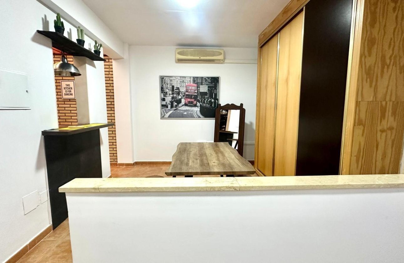 Resale - Apartment -
Torrevieja