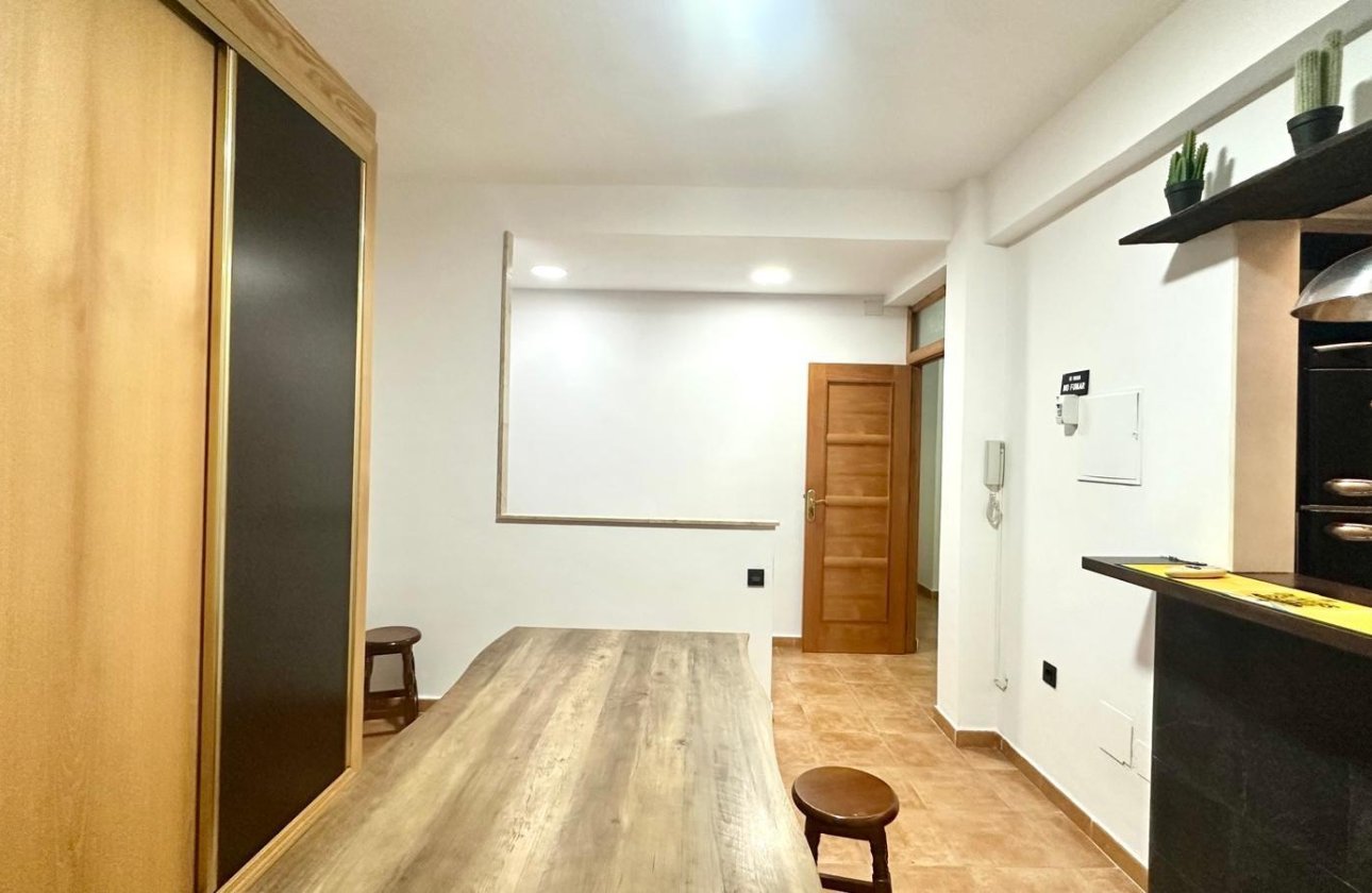 Resale - Apartment -
Torrevieja