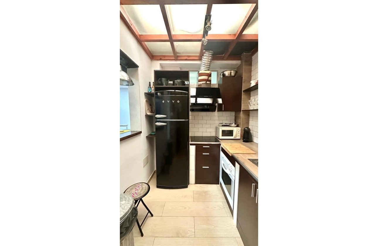 Resale - Apartment -
Torrevieja