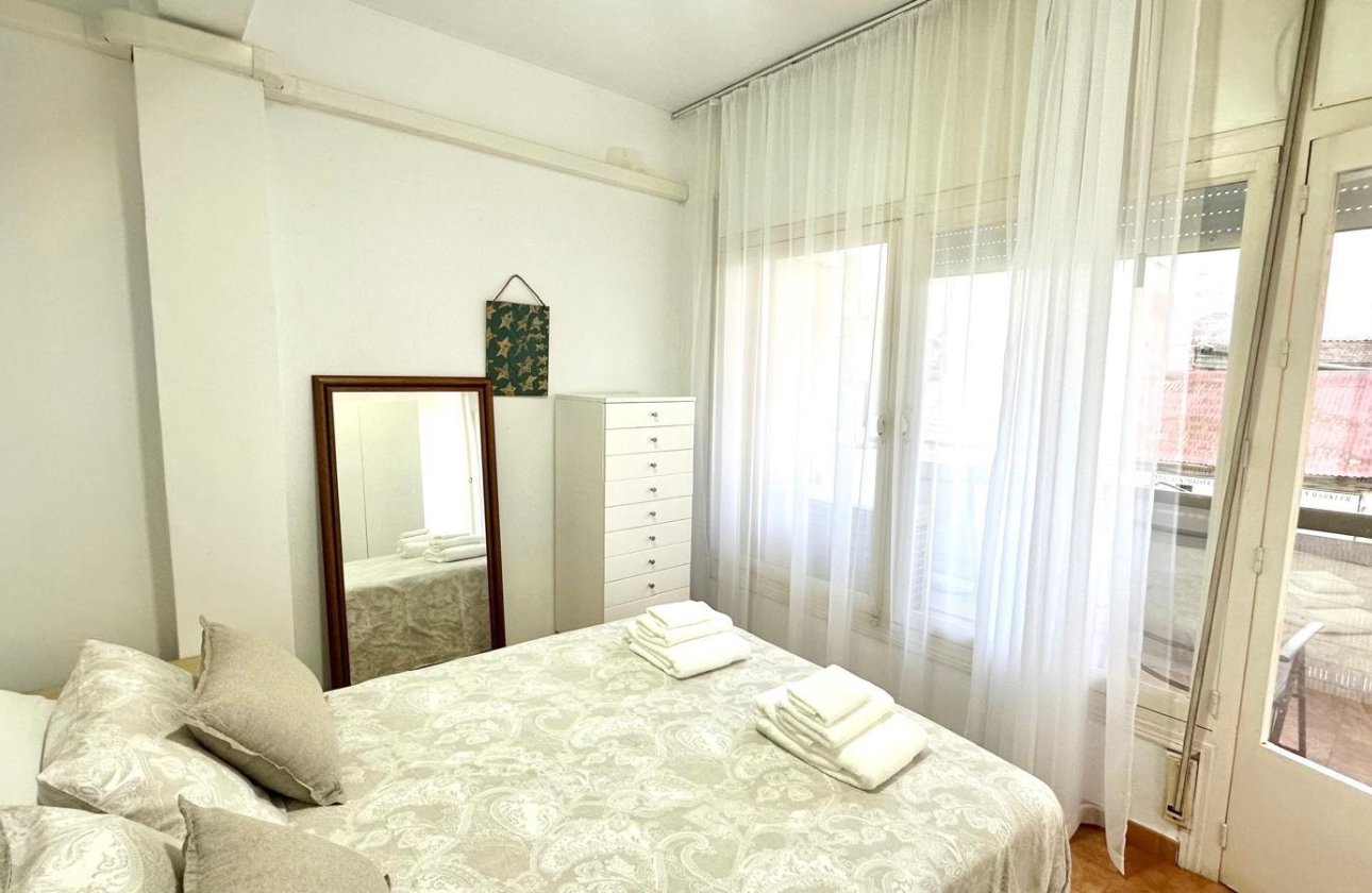 Resale - Apartment -
Torrevieja