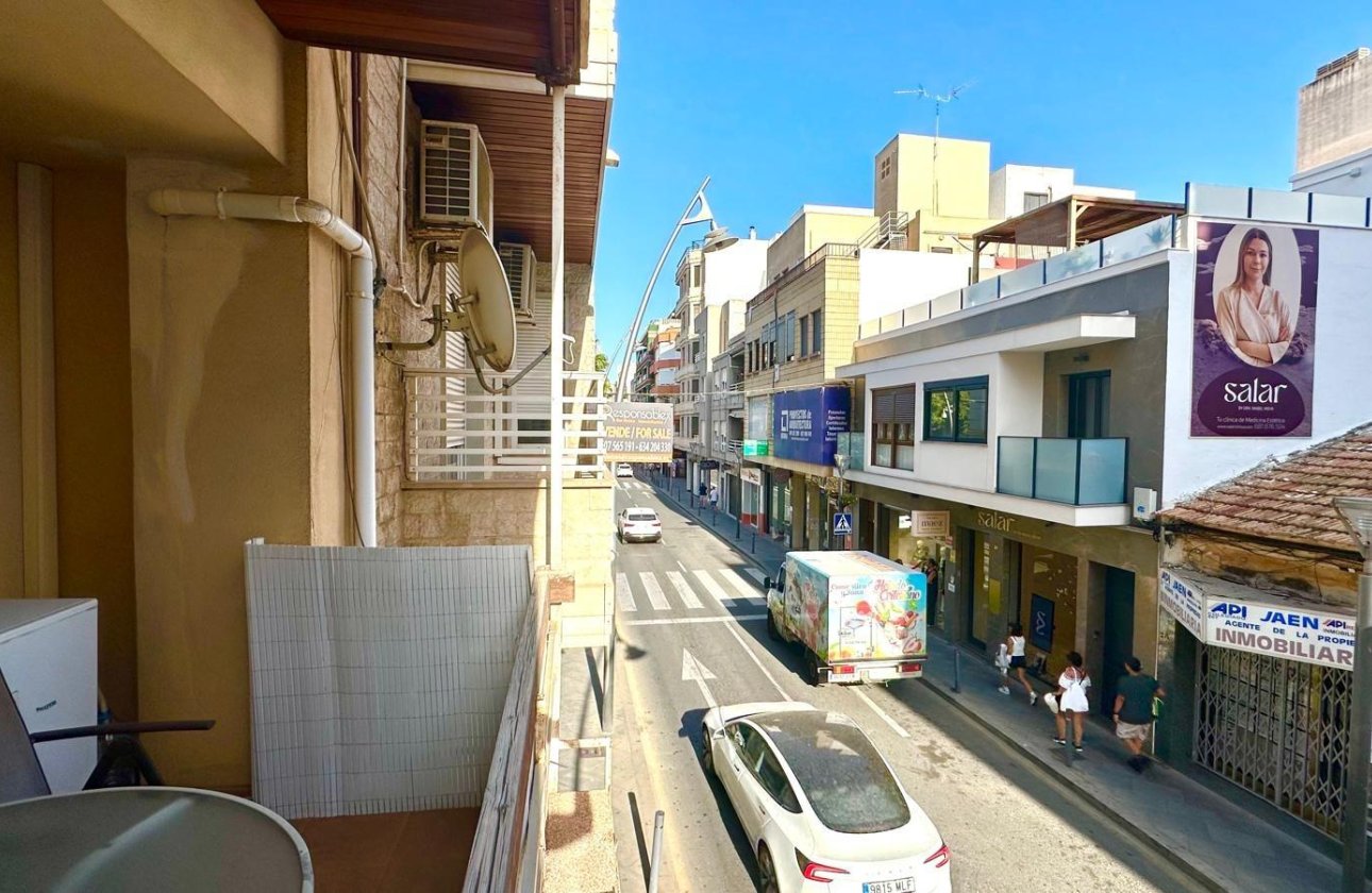 Resale - Apartment -
Torrevieja