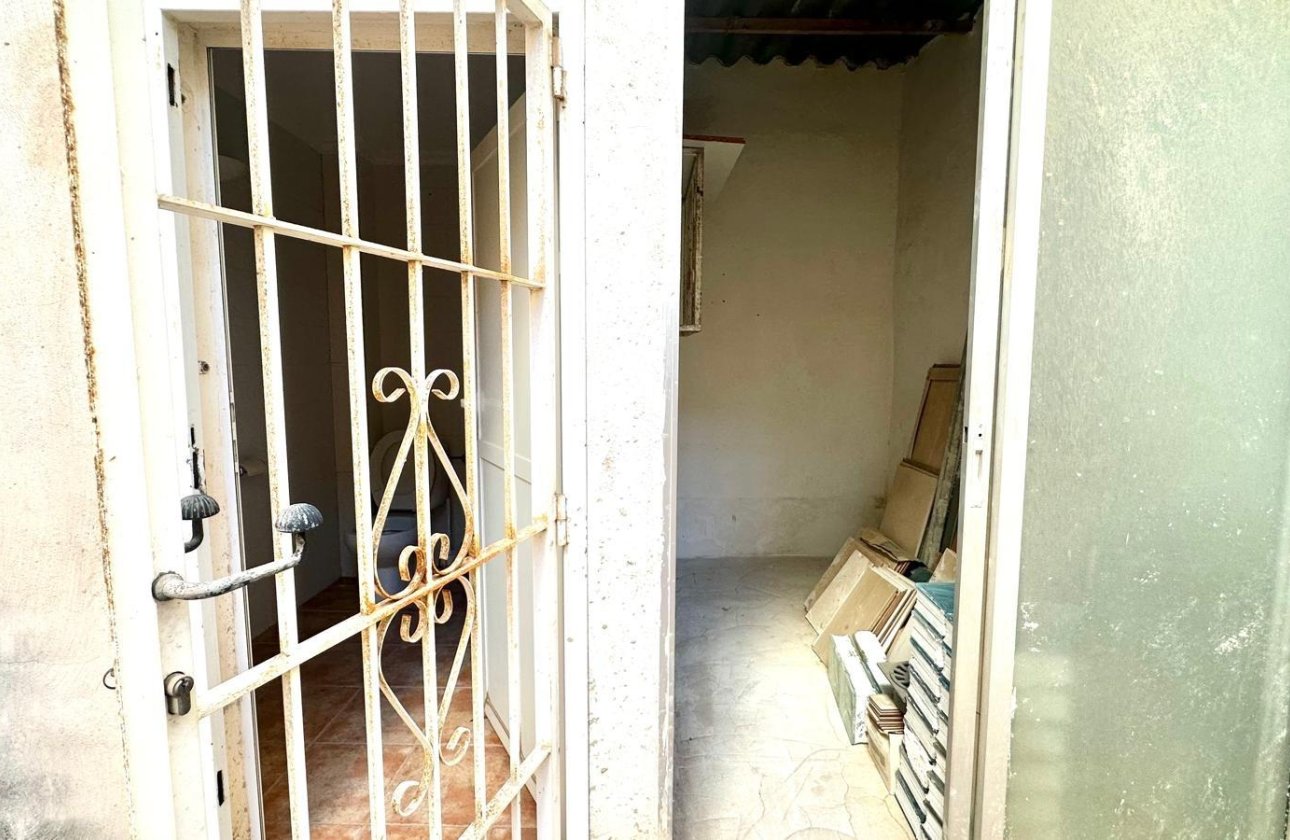 Resale - Apartment -
Torrevieja