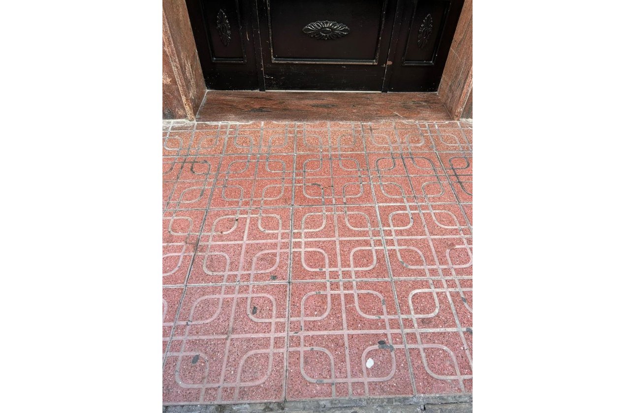 Resale - Apartment -
Torrevieja