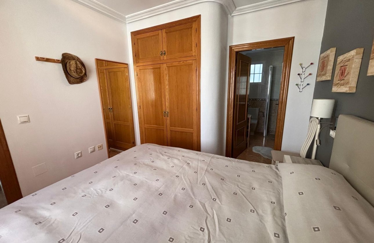 Resale - Apartment -
Torrevieja