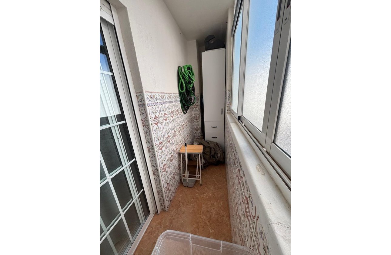 Resale - Apartment -
Torrevieja