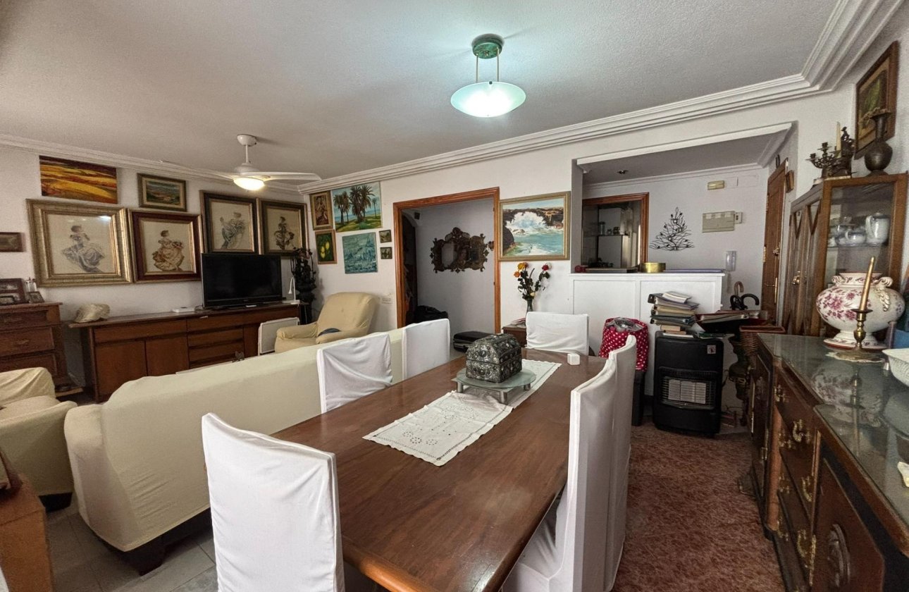 Resale - Apartment -
Torrevieja