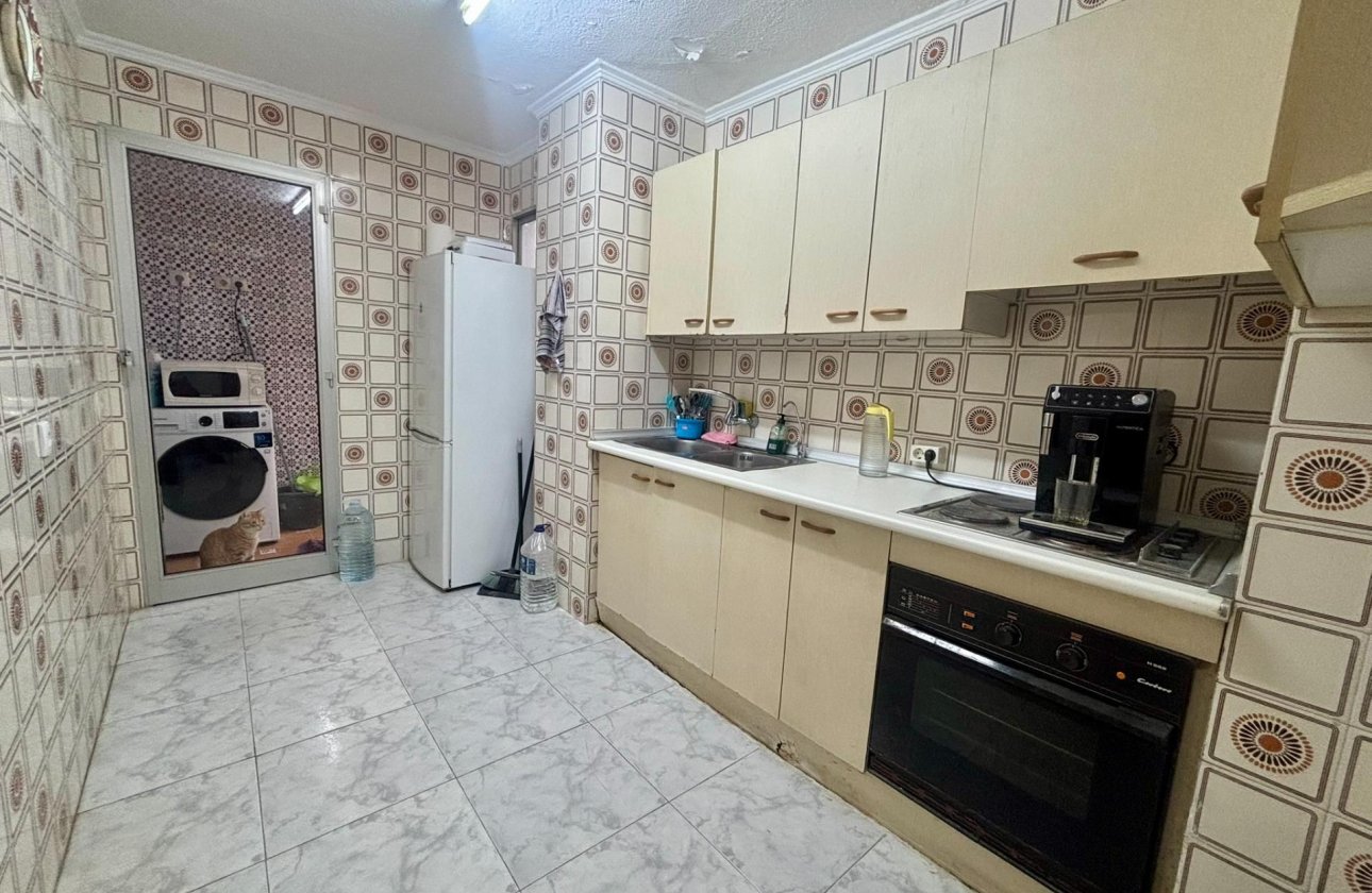 Resale - Apartment -
Torrevieja