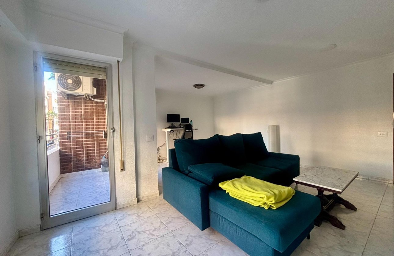 Resale - Apartment -
Torrevieja