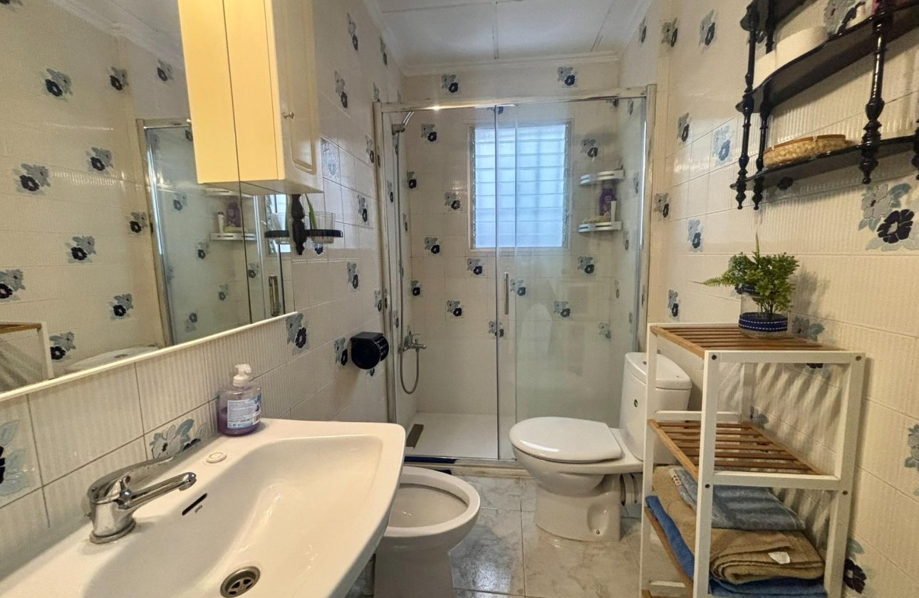 Resale - Apartment -
Torrevieja