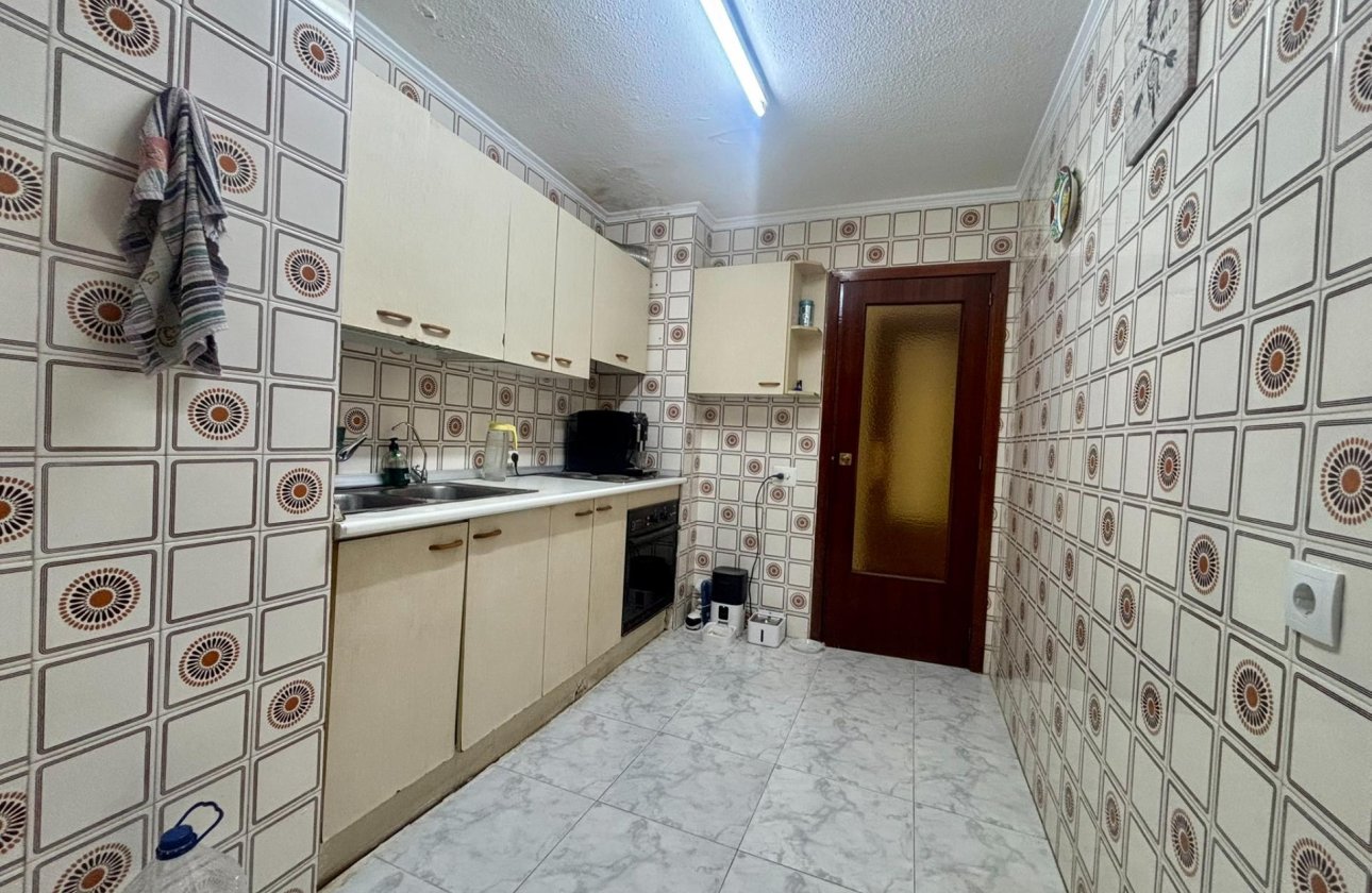 Resale - Apartment -
Torrevieja