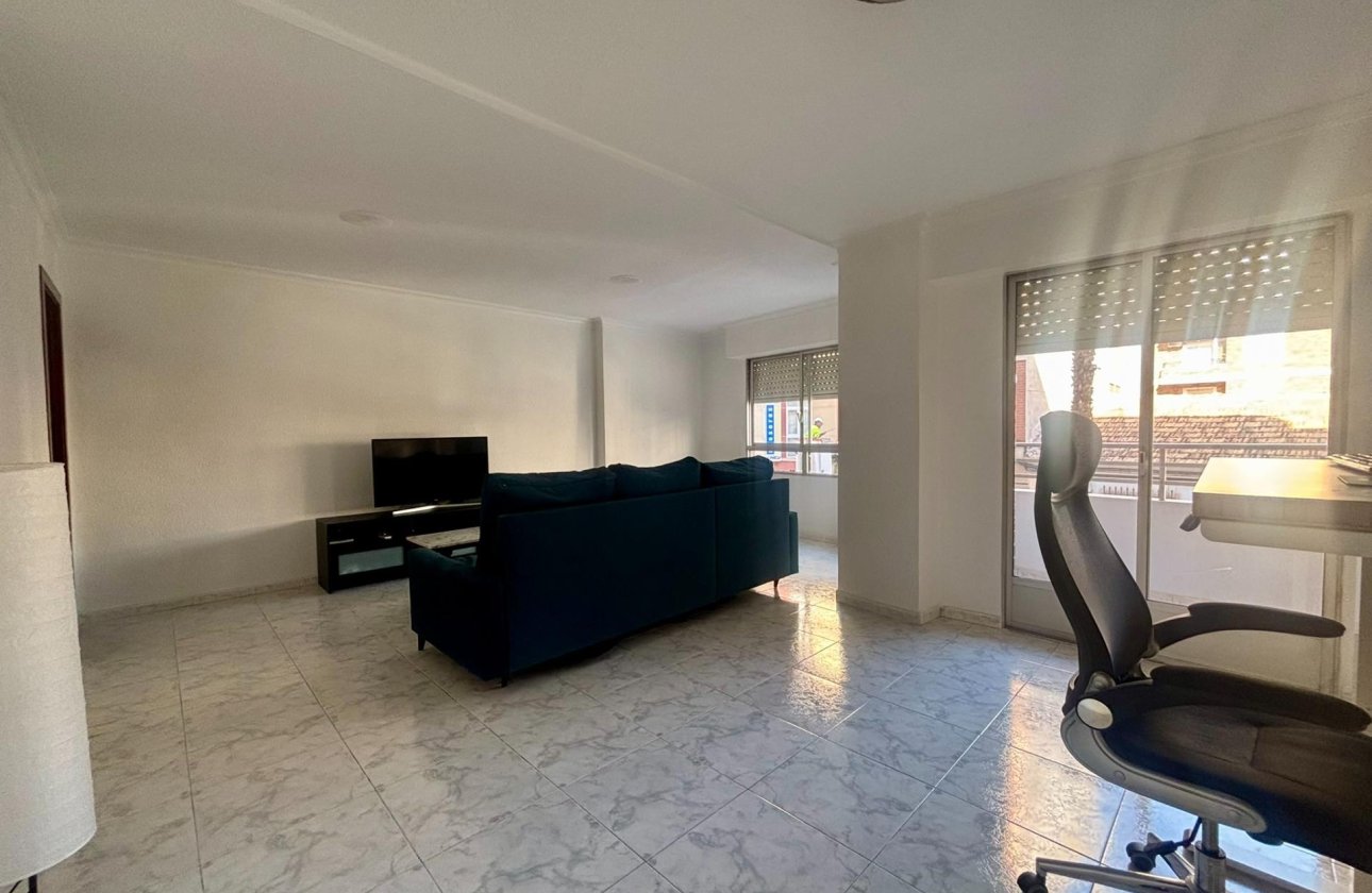 Resale - Apartment -
Torrevieja