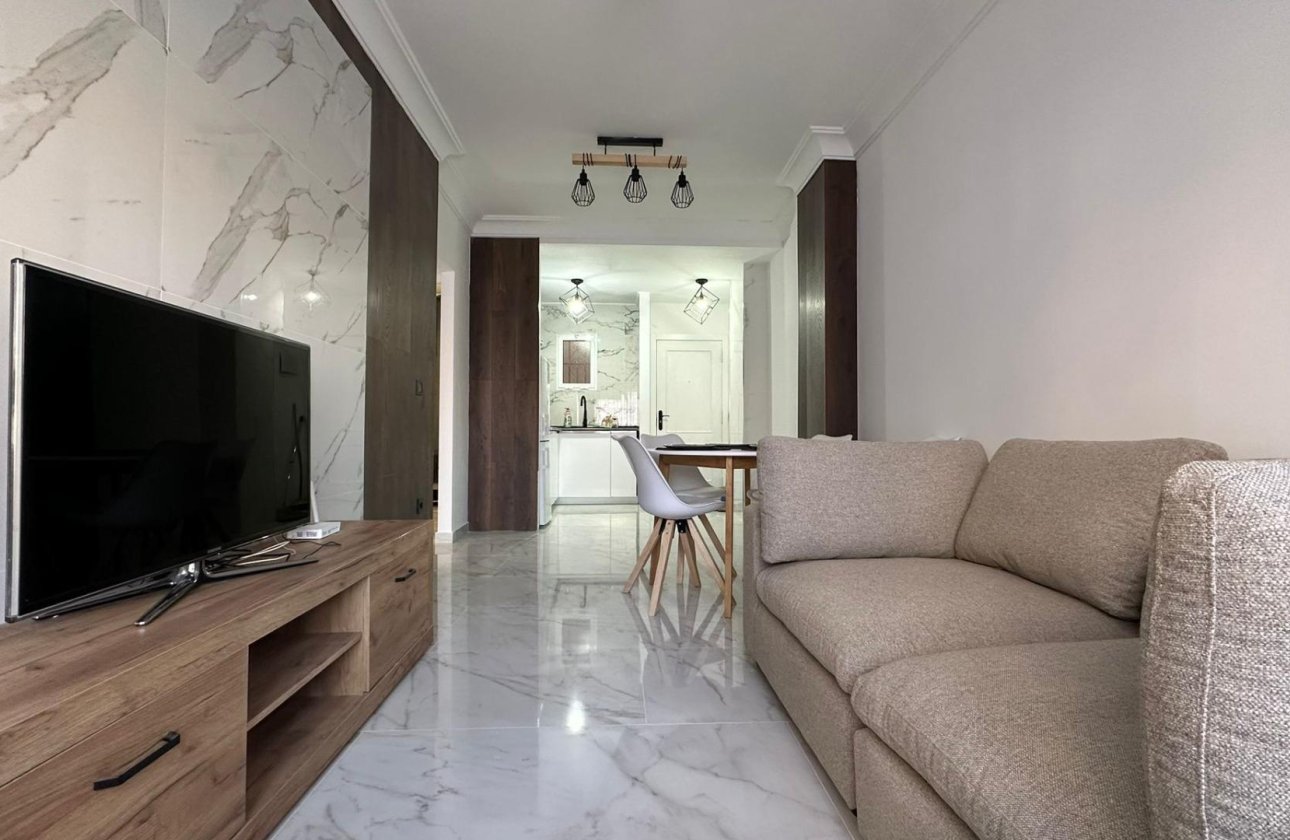 Resale - Apartment -
Torrevieja