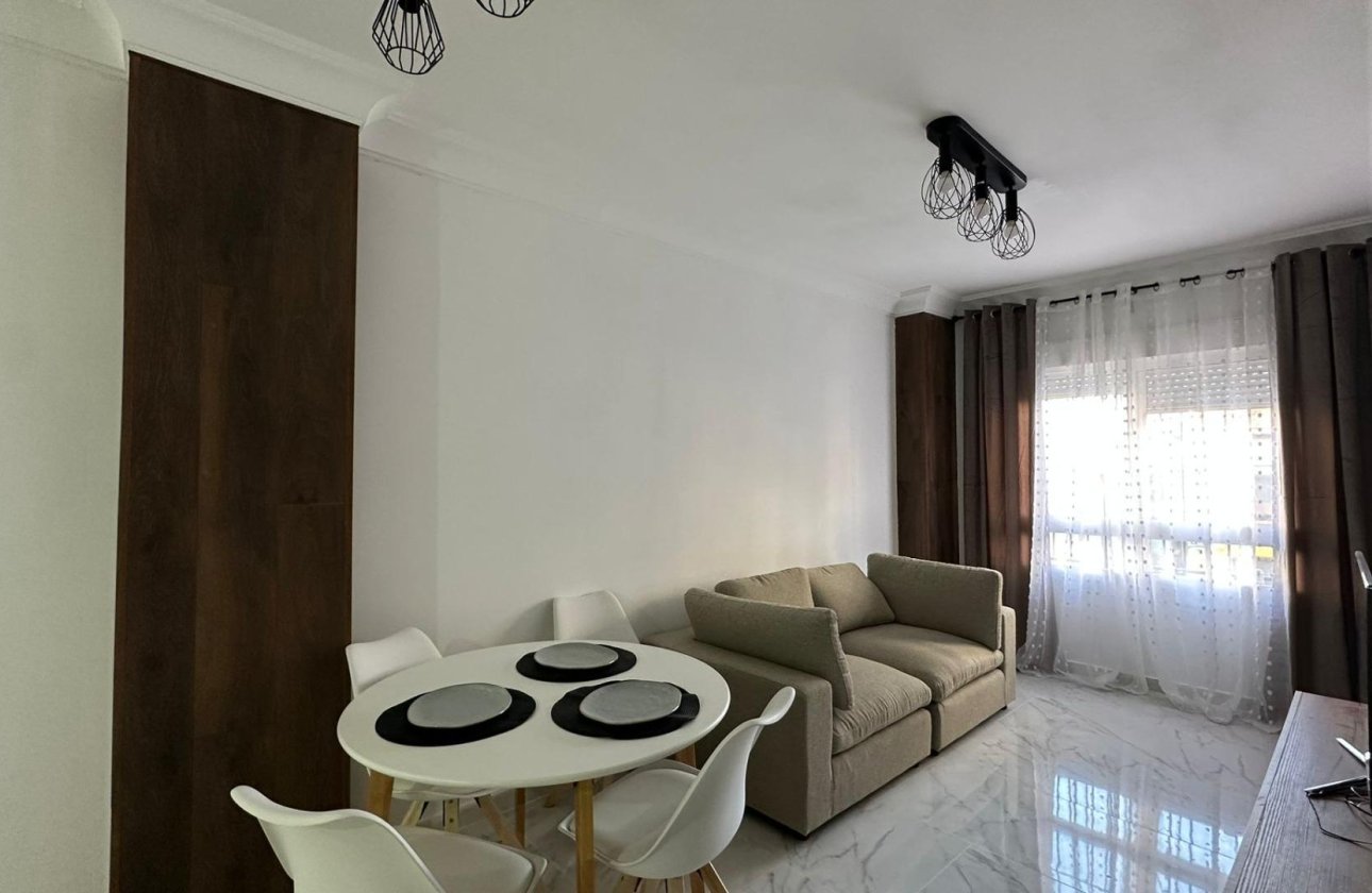 Resale - Apartment -
Torrevieja