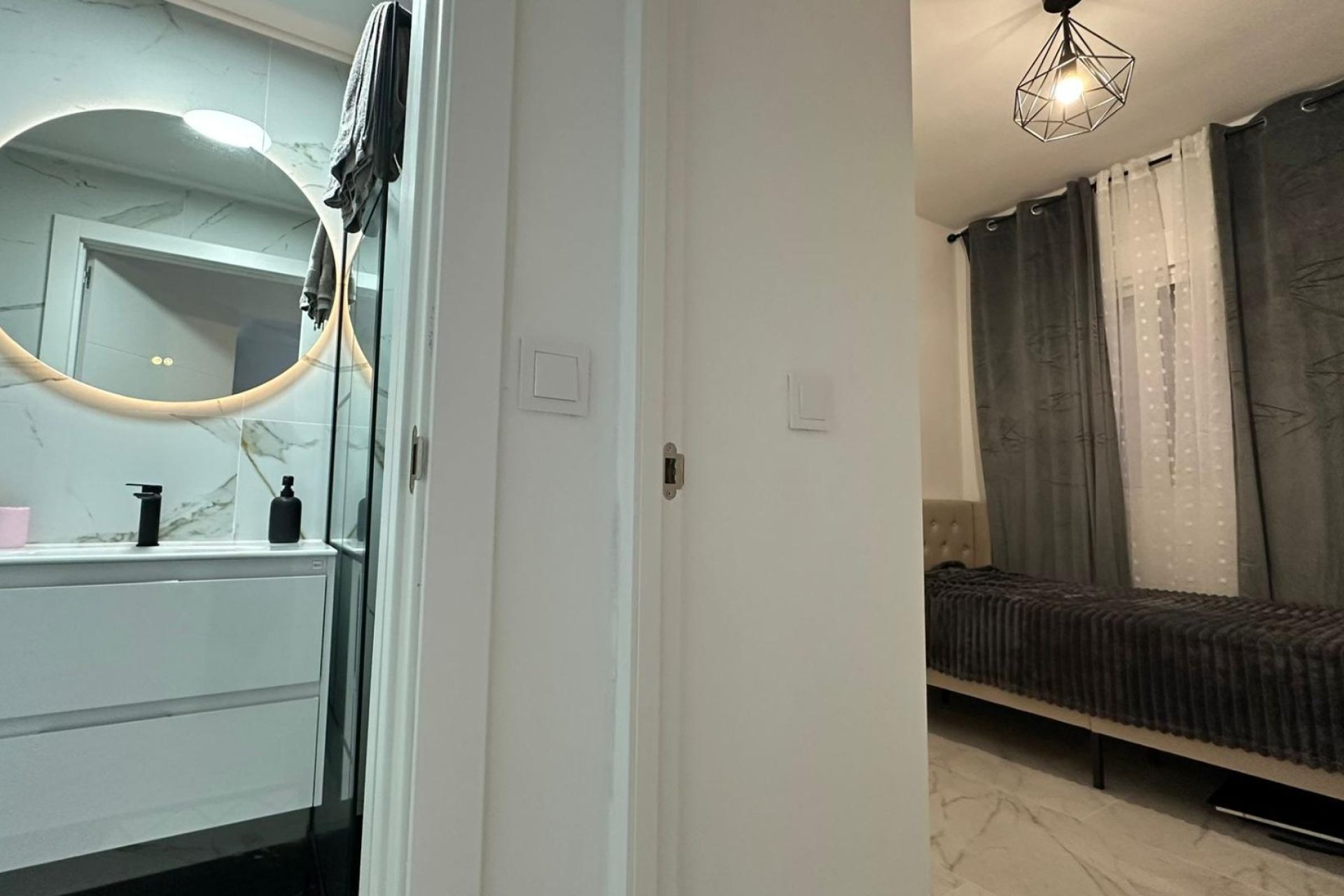 Resale - Apartment -
Torrevieja