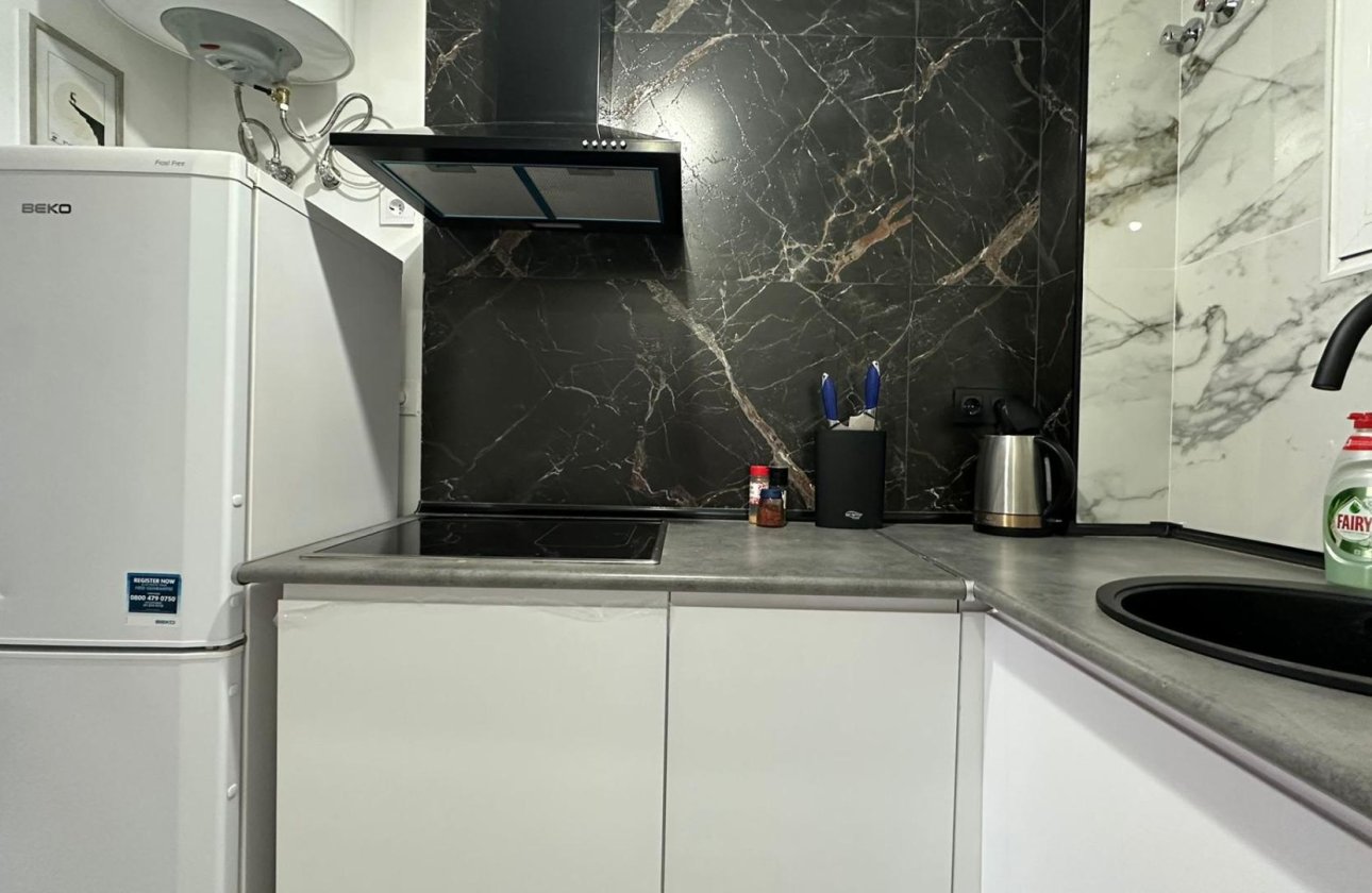 Resale - Apartment -
Torrevieja