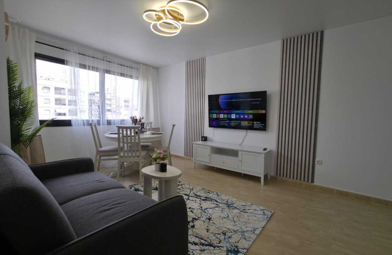 Resale - Apartment -
Torrevieja