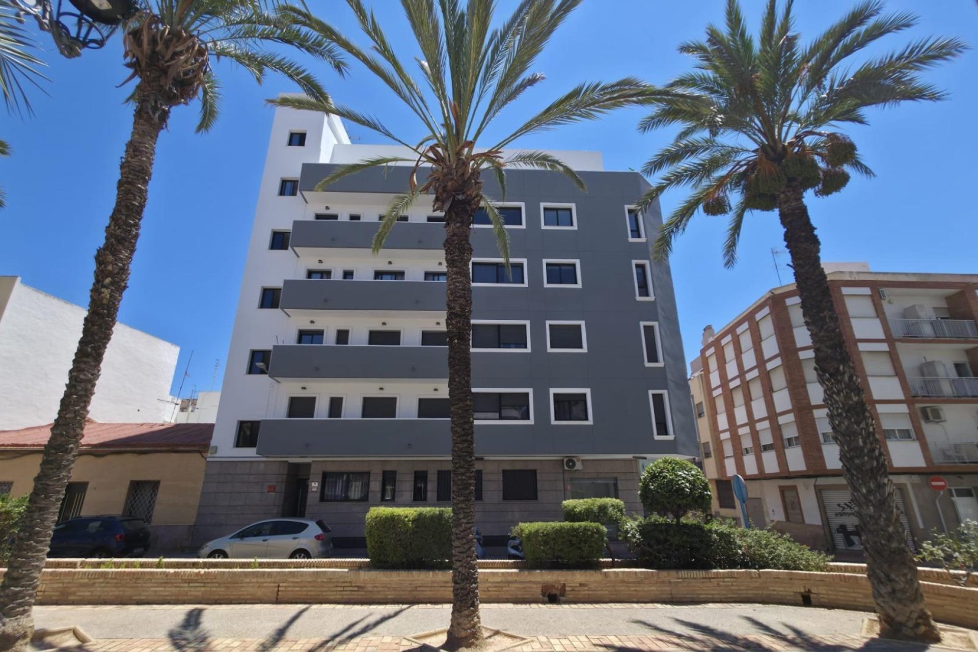 Resale - Apartment -
Torrevieja