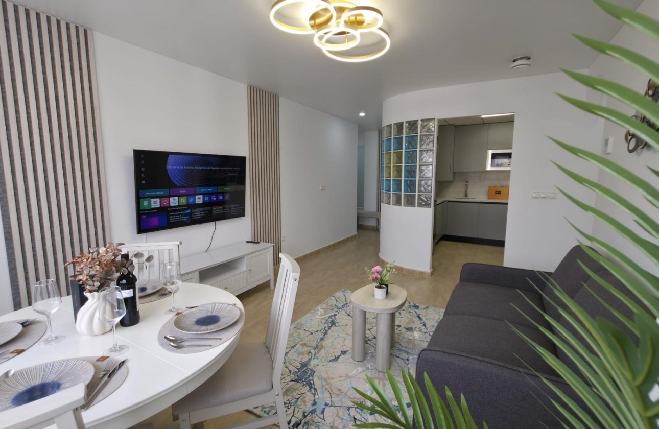 Resale - Apartment -
Torrevieja