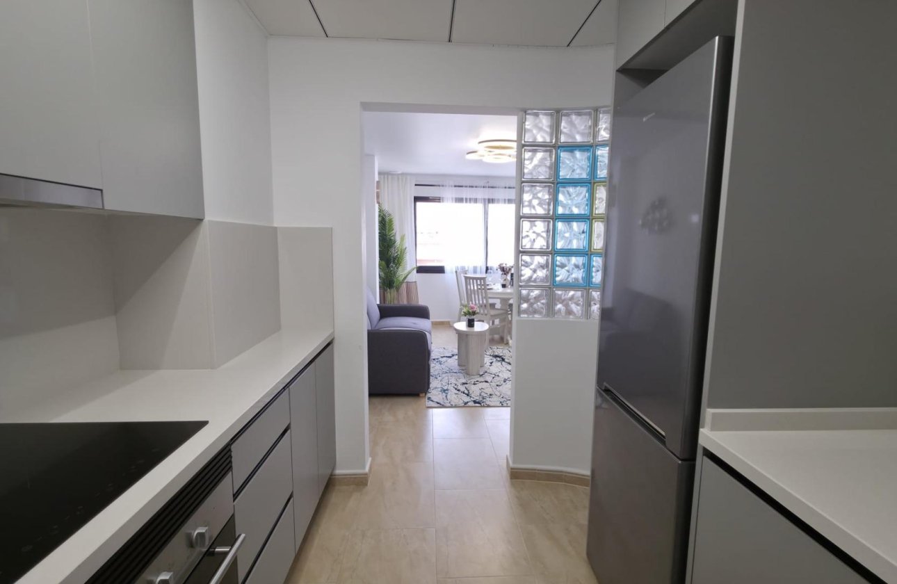 Resale - Apartment -
Torrevieja