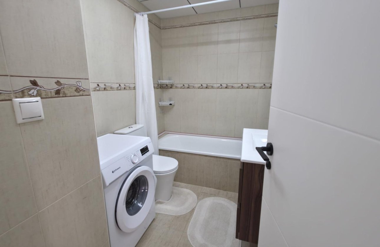 Resale - Apartment -
Torrevieja