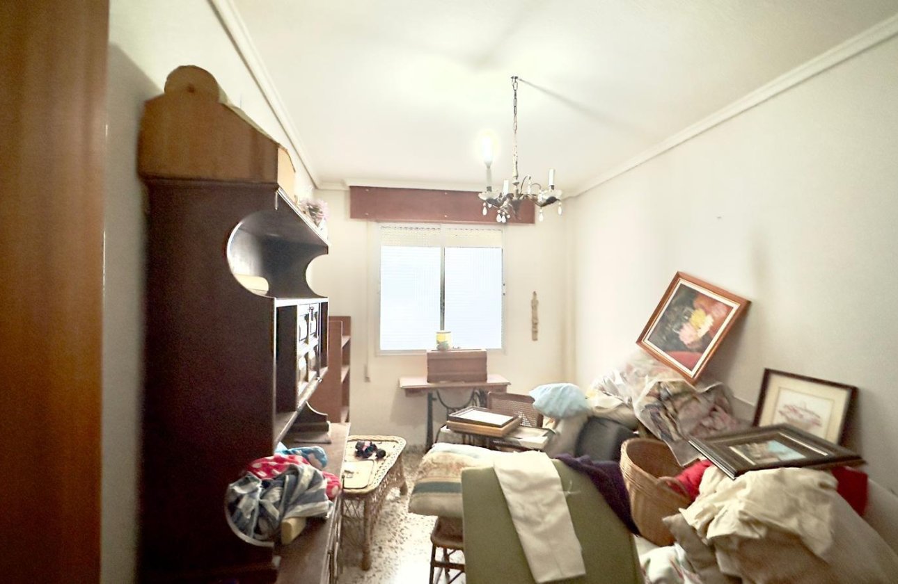 Resale - Apartment -
Torrevieja
