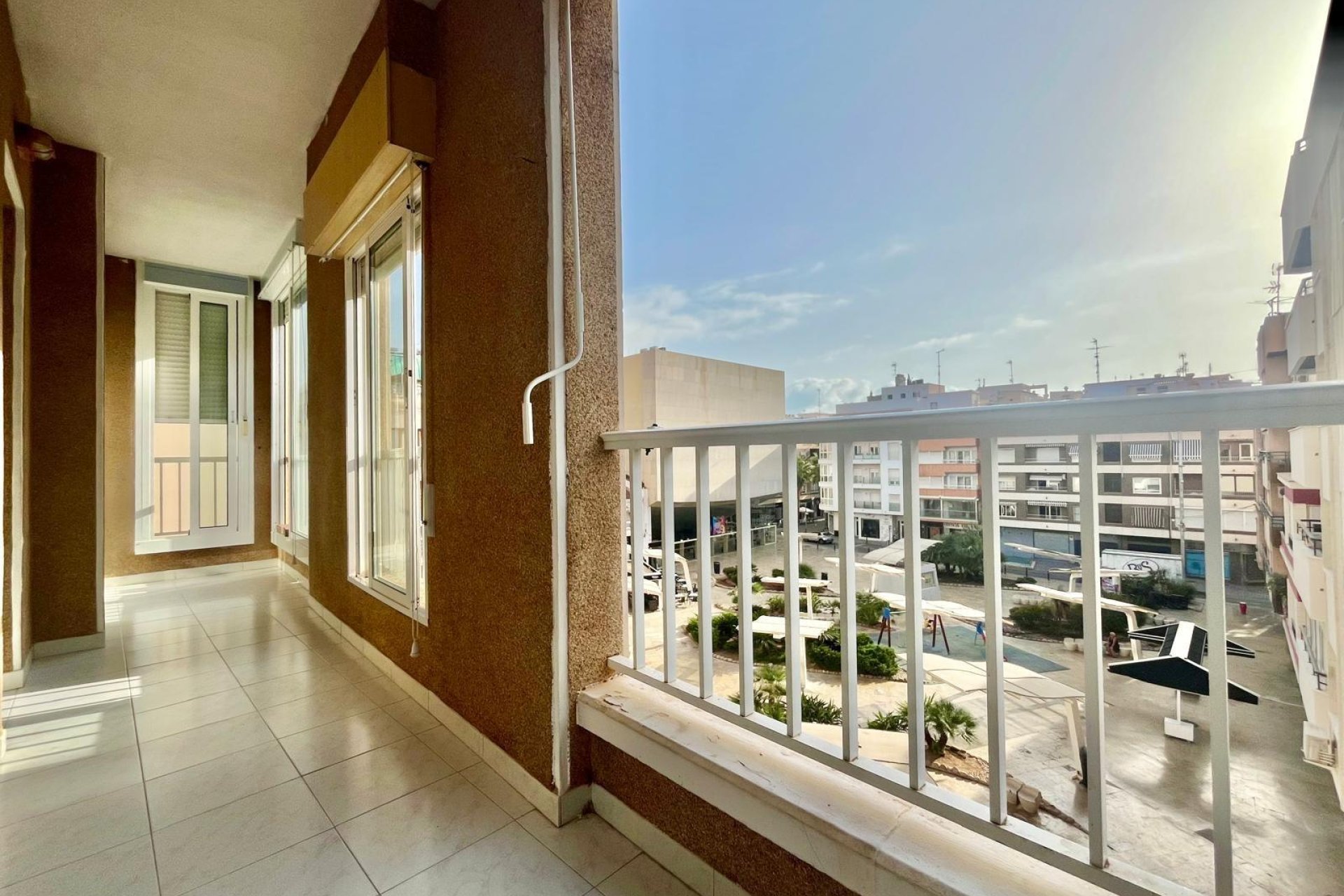 Resale - Apartment -
Torrevieja