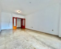 Resale - Apartment -
Torrevieja