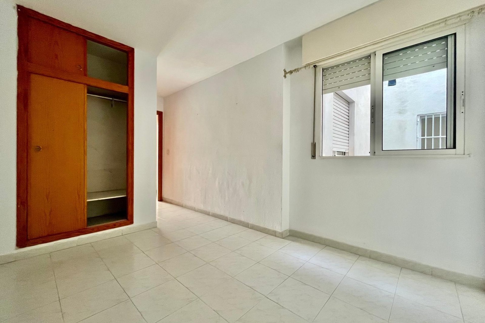 Resale - Apartment -
Torrevieja