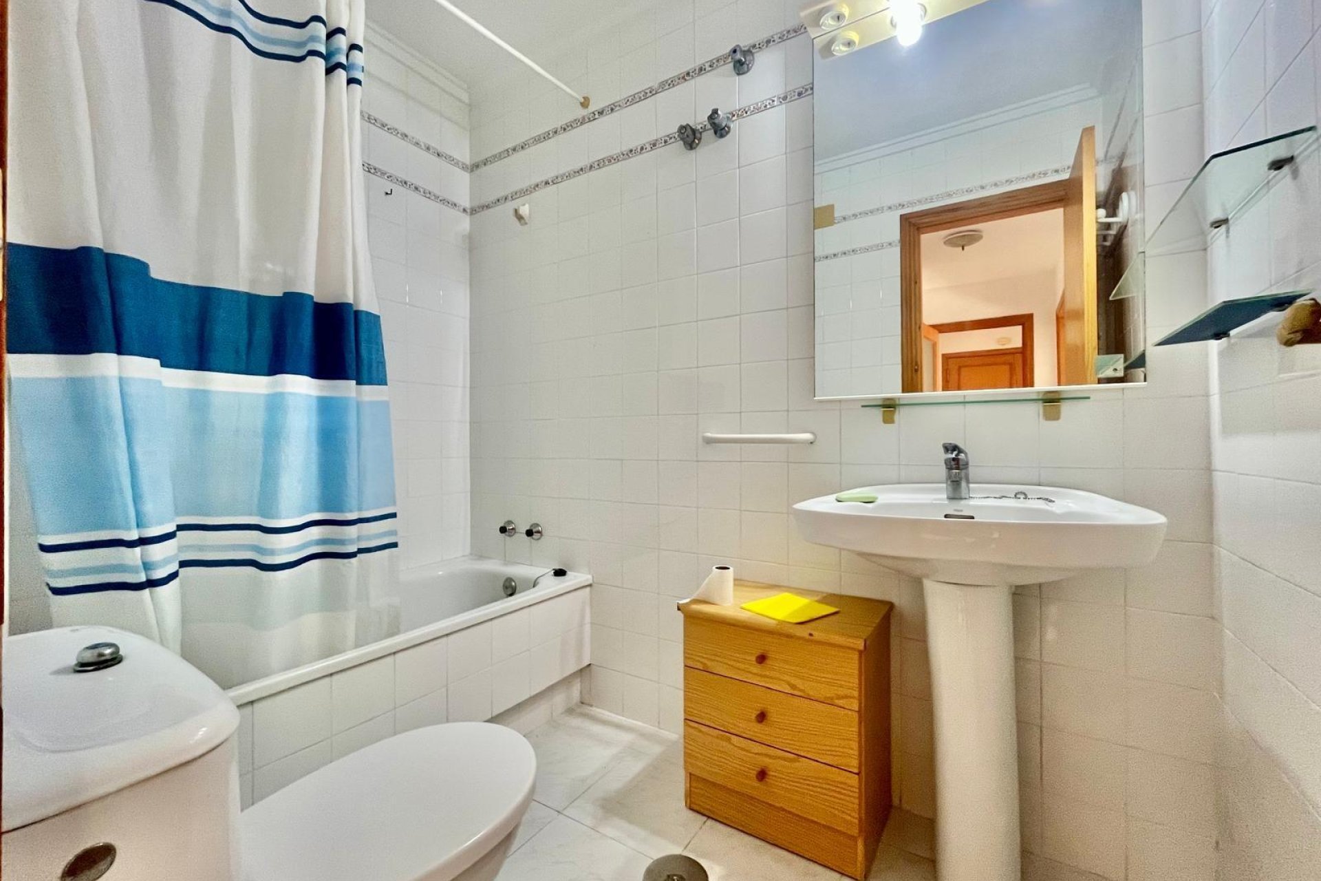 Resale - Apartment -
Torrevieja
