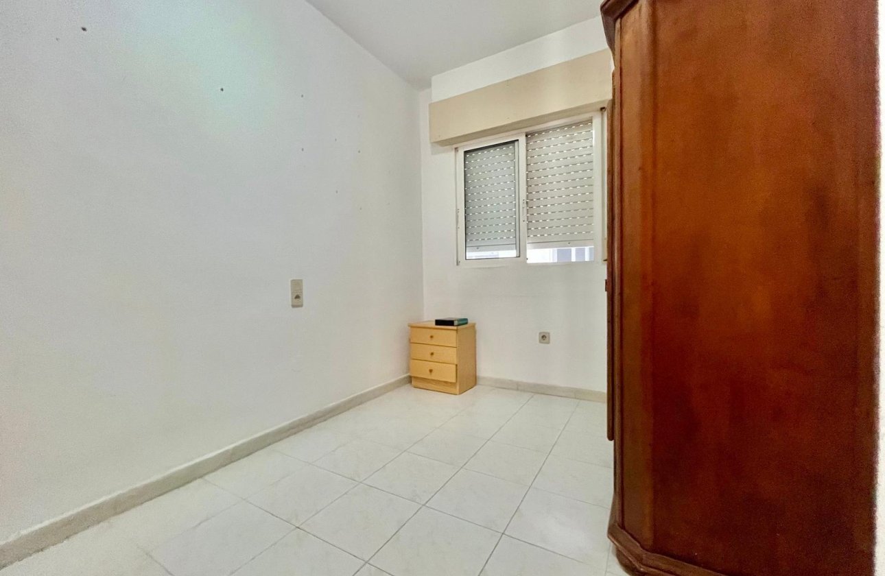 Resale - Apartment -
Torrevieja