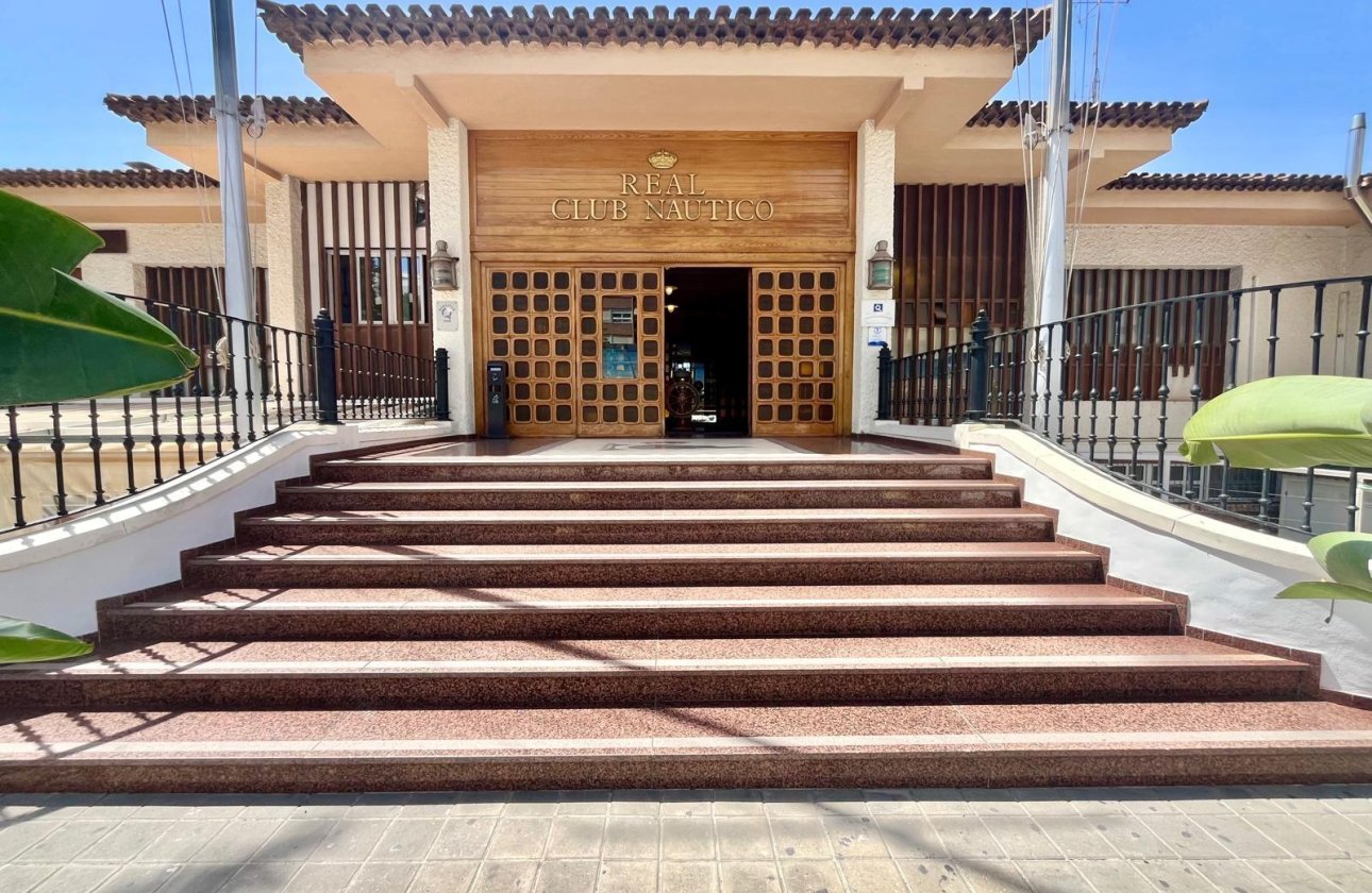 Resale - Apartment -
Torrevieja