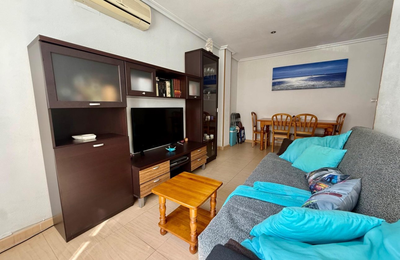 Resale - Apartment -
Torrevieja