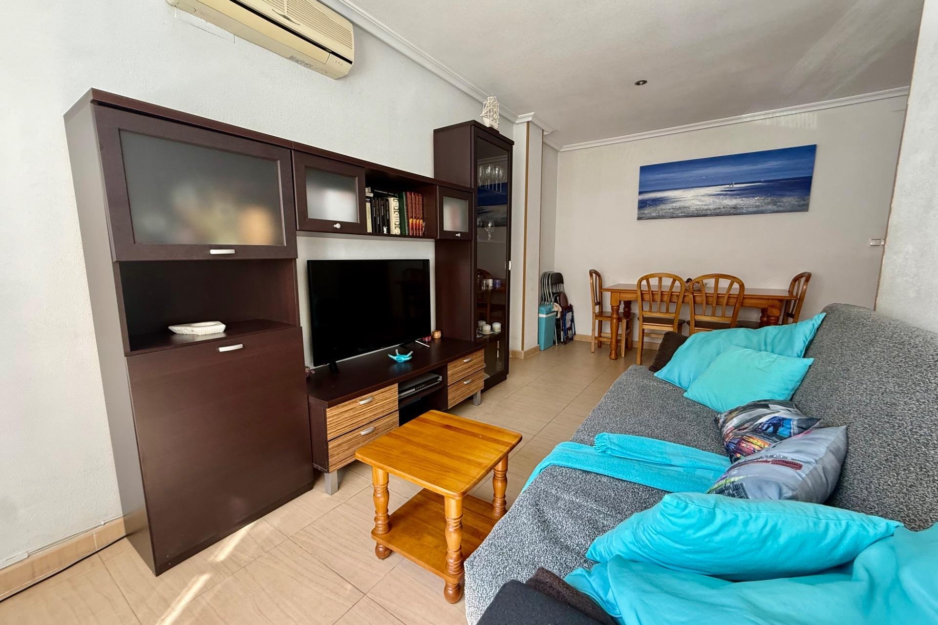 Resale - Apartment -
Torrevieja