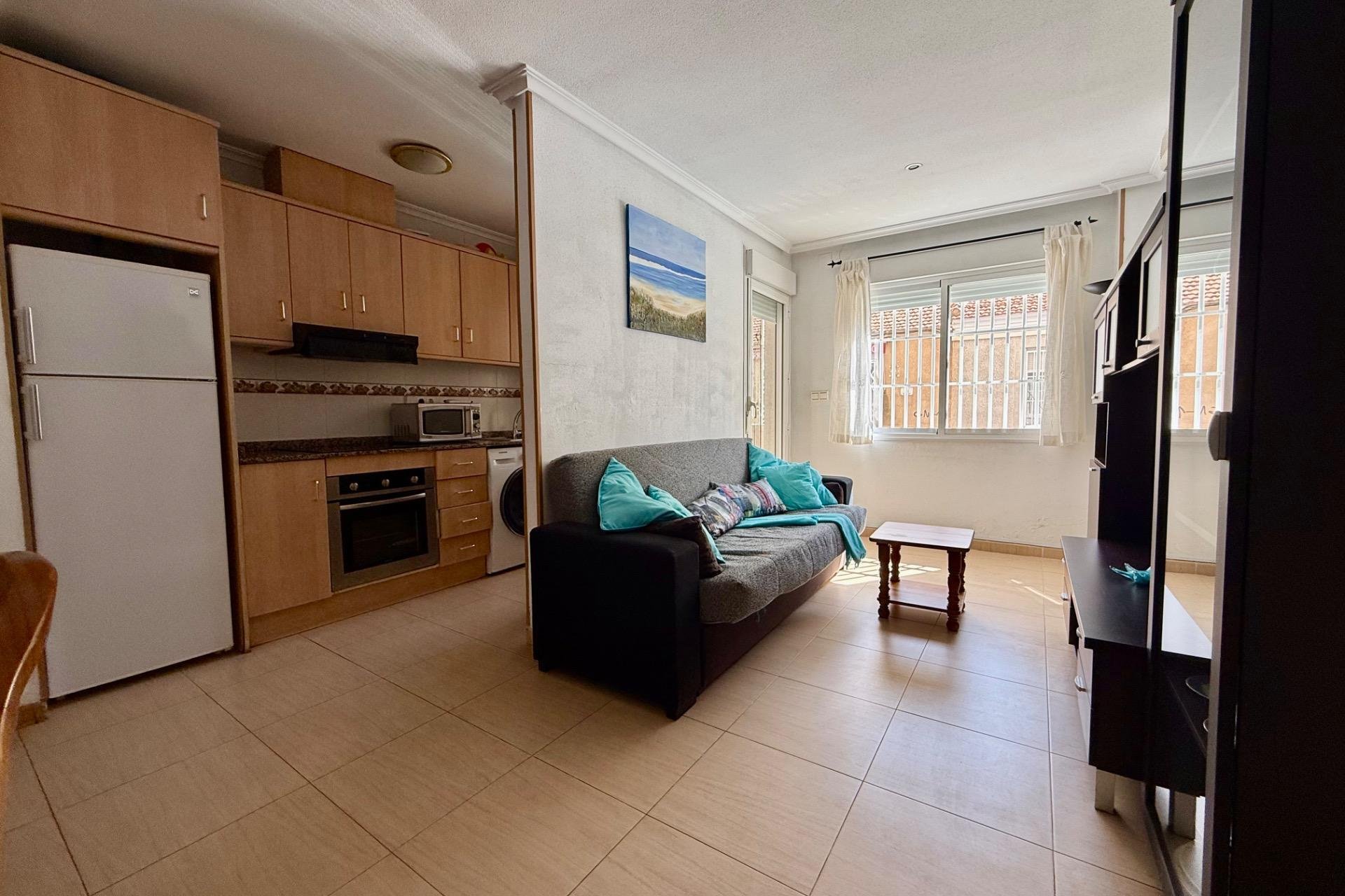 Resale - Apartment -
Torrevieja