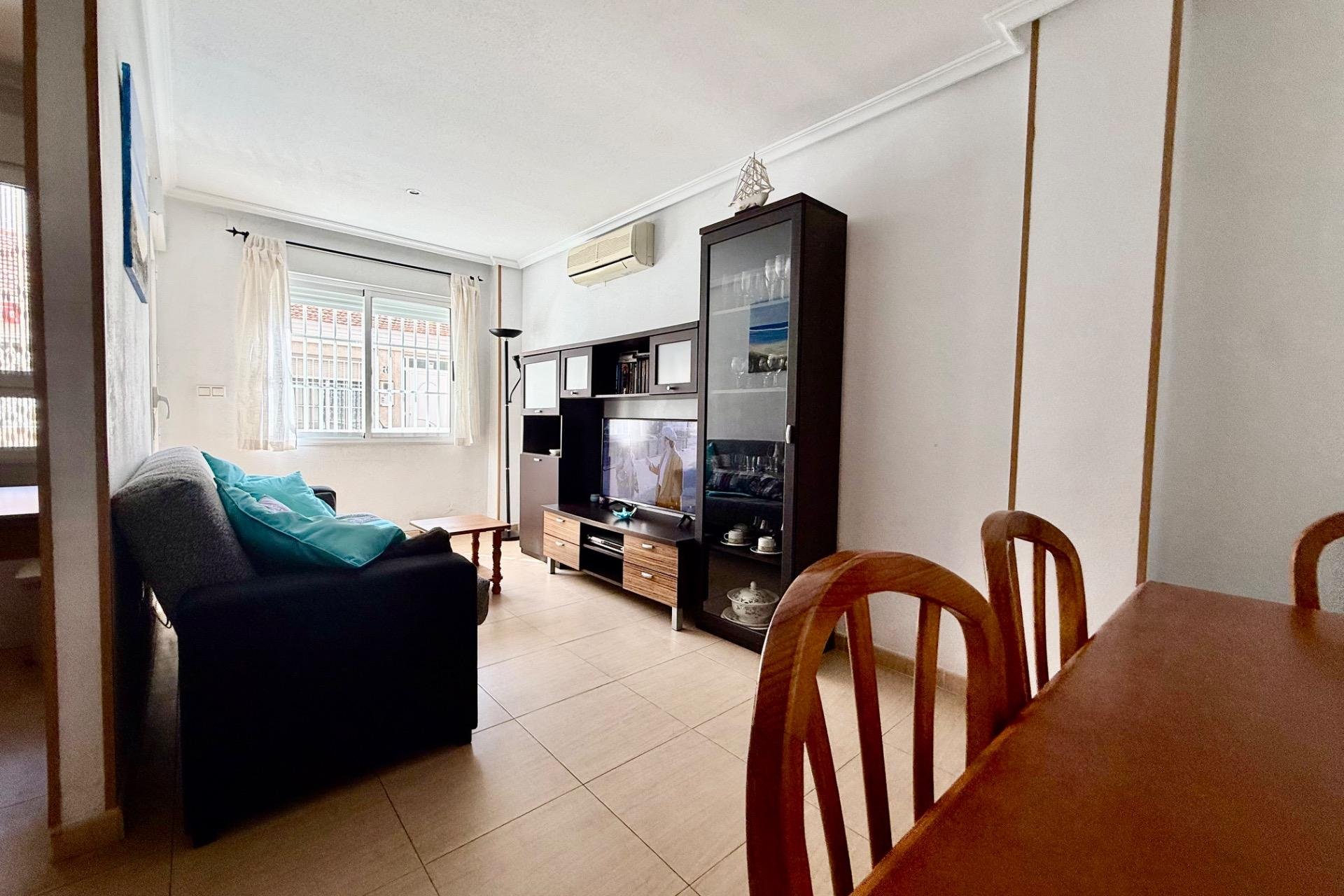 Resale - Apartment -
Torrevieja