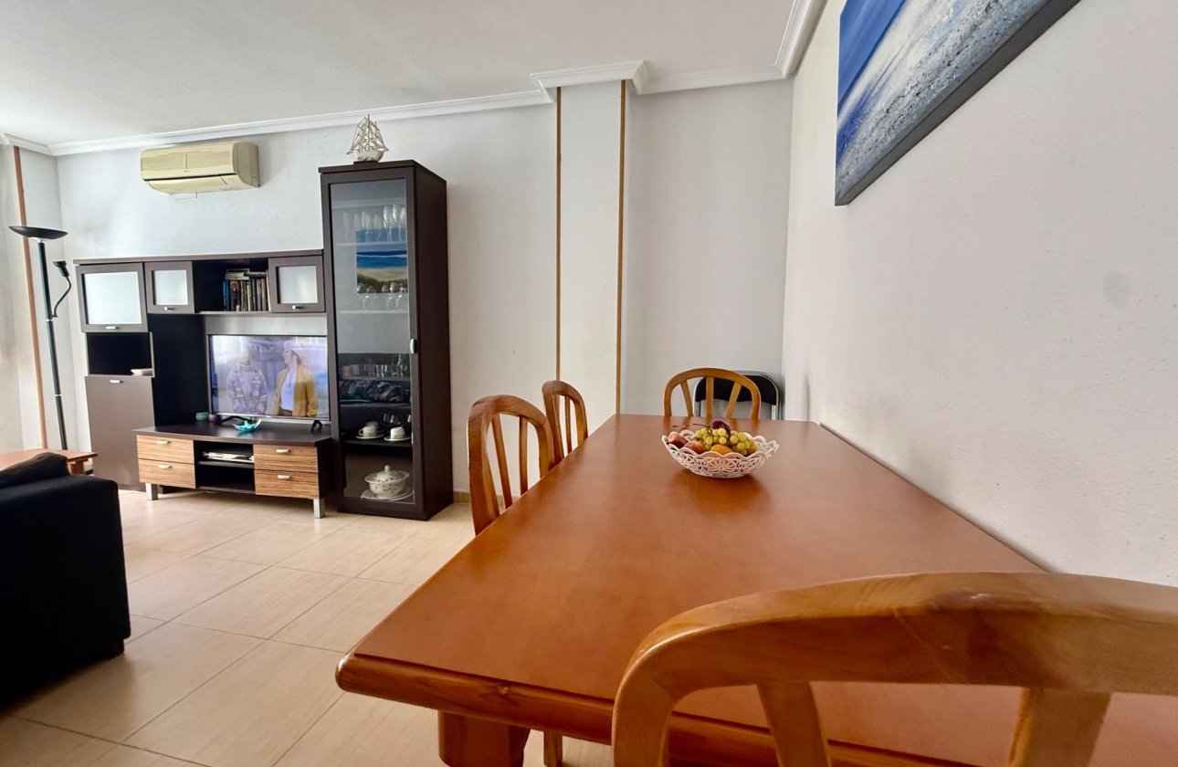 Resale - Apartment -
Torrevieja