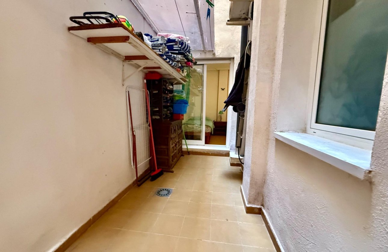 Resale - Apartment -
Torrevieja