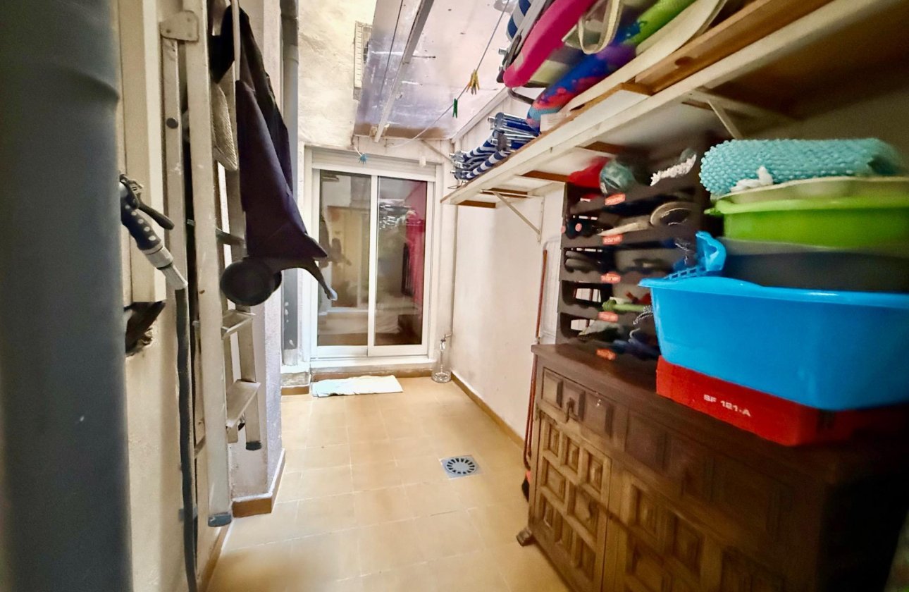 Resale - Apartment -
Torrevieja