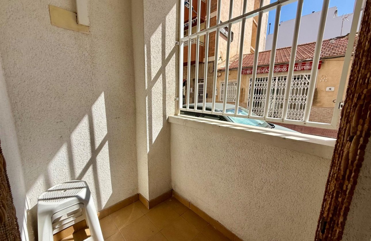 Resale - Apartment -
Torrevieja