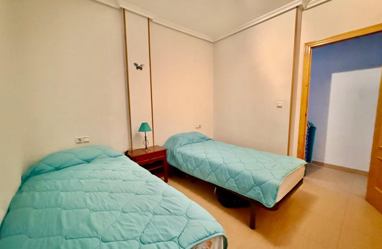 Resale - Apartment -
Torrevieja