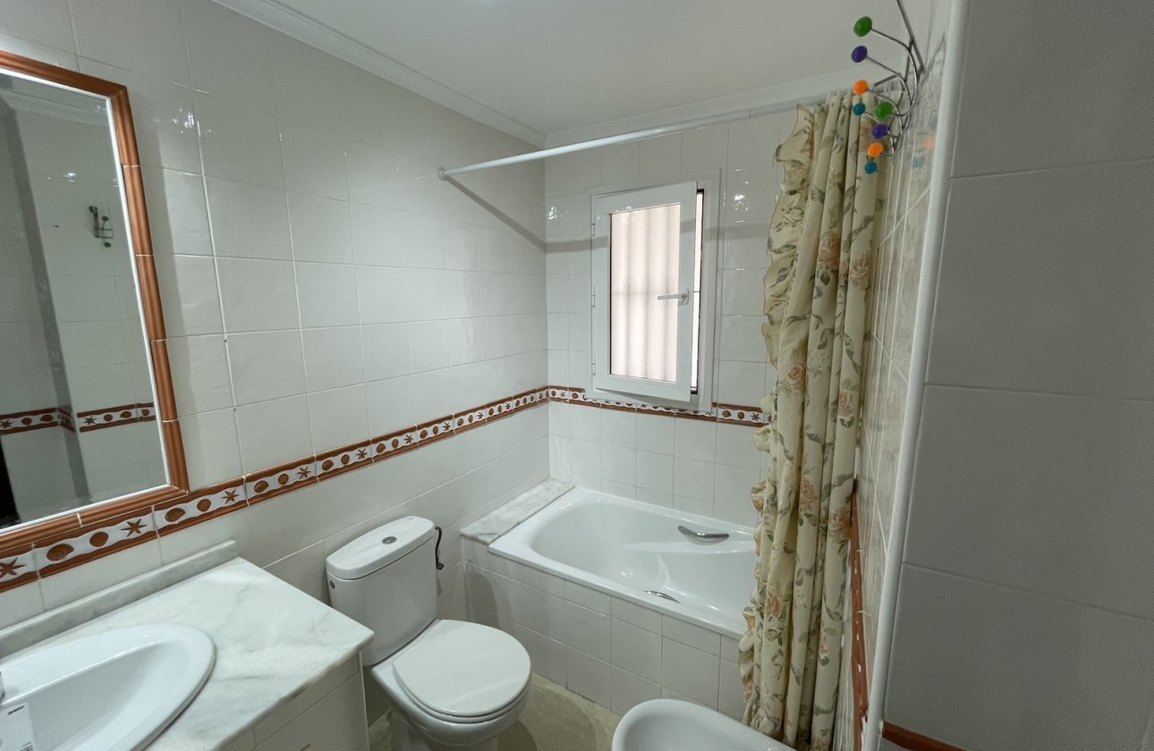 Resale - Apartment -
Villamartin - Costa Blanca