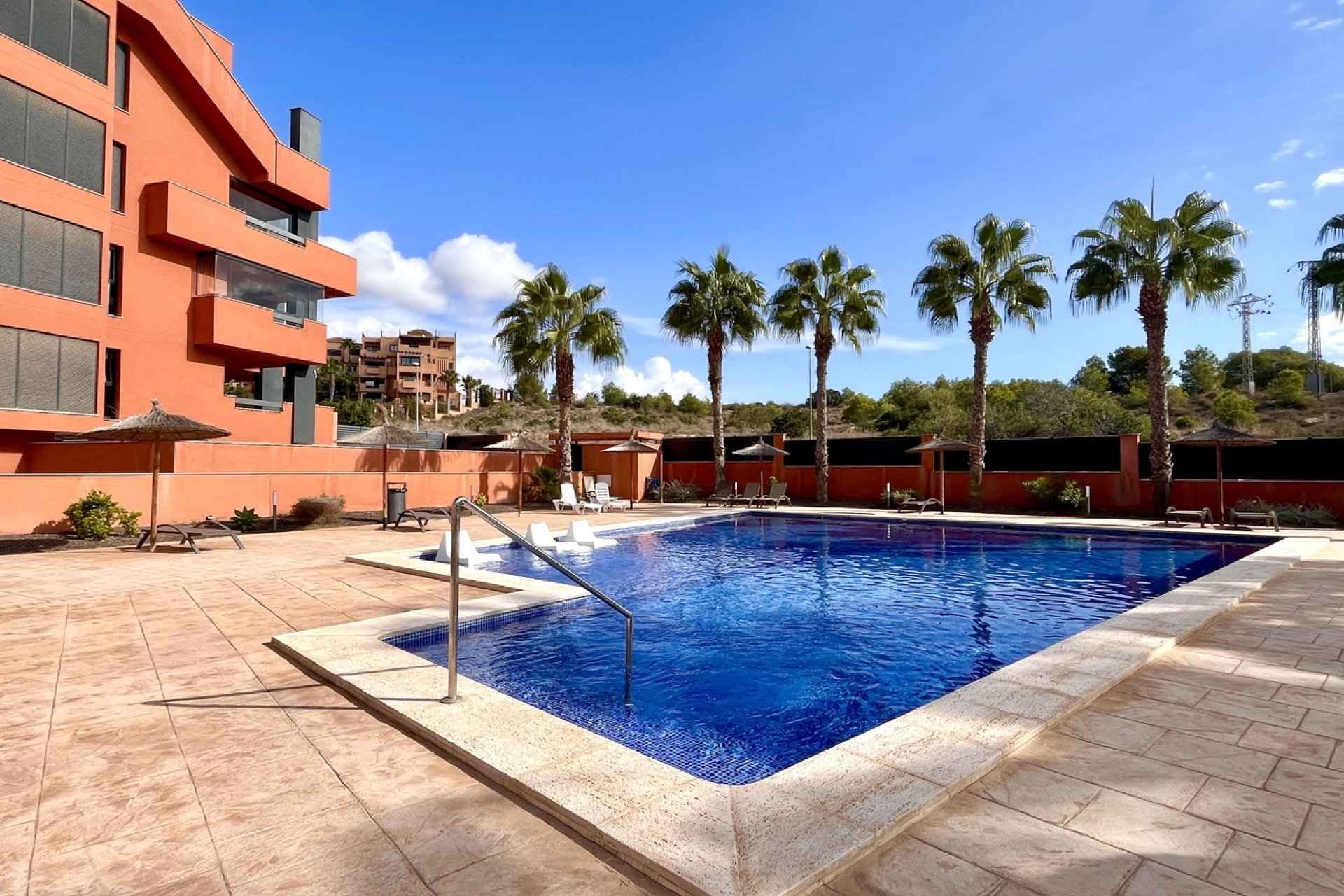Resale - Apartment -
Villamartin - Costa Blanca