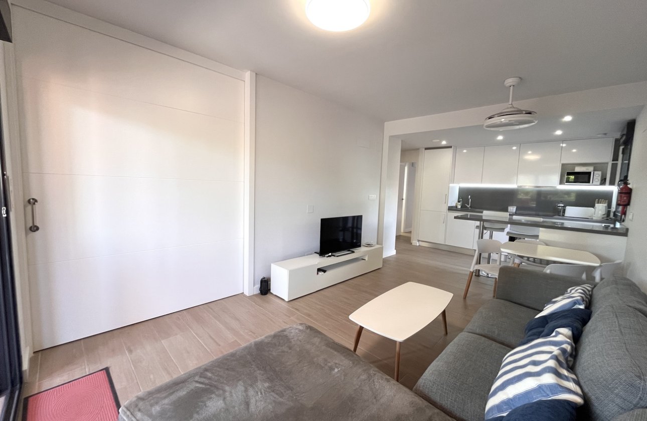 Resale - Apartment -
Villamartin - Costa Blanca